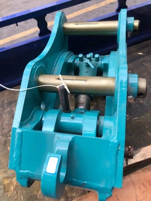 An toàn Máy đào hiệu quả cao Máy kết nối nhanh, Máy kết nối nhanh thủy lực Với chân cho mèo Hitachi komatsu sanny