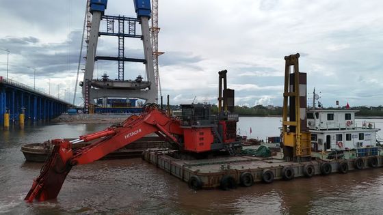 Cánh tay Long Arm Excavator với Xô và xi lanh cho  KOBELCO Hitachi